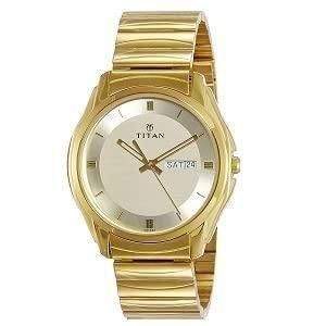 Stylish Titan Analog Watch with Day & Date – Golden